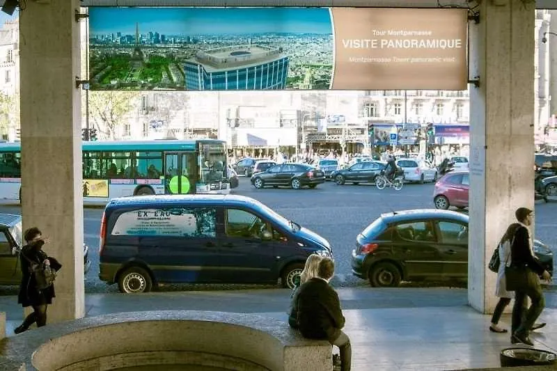 *** Hotel Hôtel Jardin Le Bréa París Francia